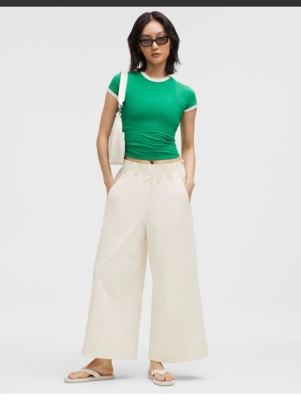 Lululemon Stretch Woven Ruffle Waist Wide-Leg Crop Pant In Lt Ivory, Size Large
